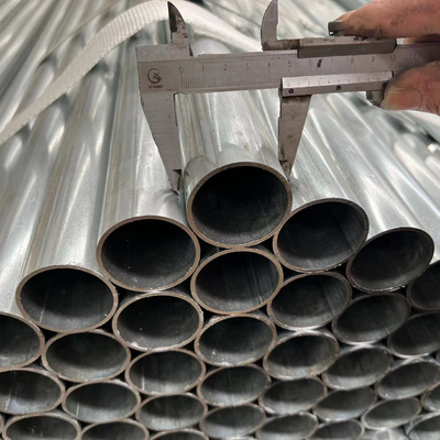 ISO9001 Sıcak Satılan Galvanizli Çelik Tüpler Sıcak Battırılmış DX51D Z40 Sınıf 5.8m 6m 12m Uzunluk Endüstri İçin