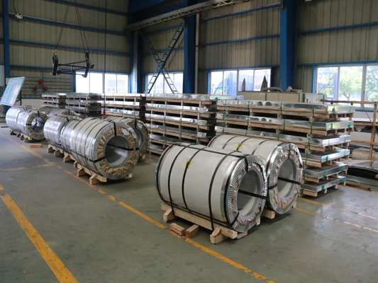 Paslanmaz Çelik Bobin ASTM 304 321H 347 Sıcak Dolaştırılmış 1mm 1.2mm Kalınlığı 1000mm 1219mm Genişliği BA/2B Yüzeyi