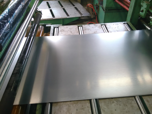 JIS ASTM AISI Q195 Q215 Q235 Malzeme Galvanizli Çelik Yaprak 0,5 mm 1 mm 2 mm Kalınlığı