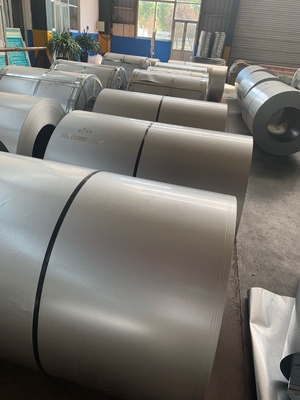 AISI JIS ASTM Q345 Q235 Q215 Sıcak Dolaştırılmış / Soğuk Galvanizli Çelik Bobin