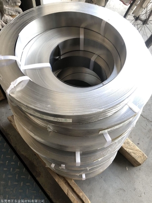 Sıcak satılan ASTM AISI 302 303 304 Sıvı paslanmaz çelik bobini 1000mm 1219mm Genişliği