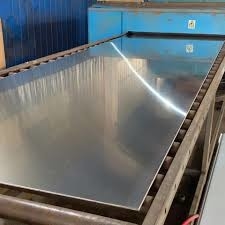 ASTM A240 310S 304 201 316 430 904 Paslanmaz çelik levha 2b Ba ayna cilalanmış 4 * 8 feet